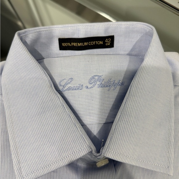 Louis Philippe 100% Premium Cotton Men's Blue Button Up Shirt (42) - Picture 2 of 4